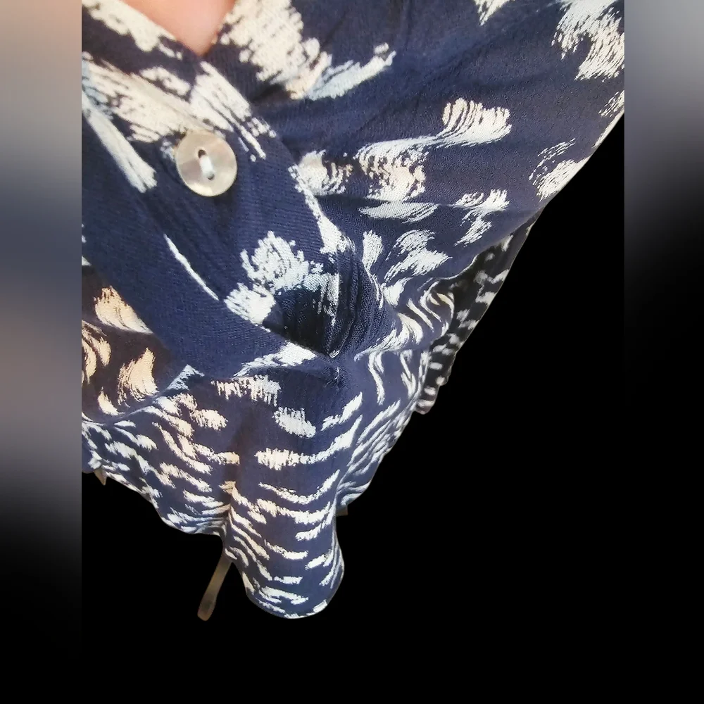 Navy and White Patterned Blouse - Picture 2 of 4